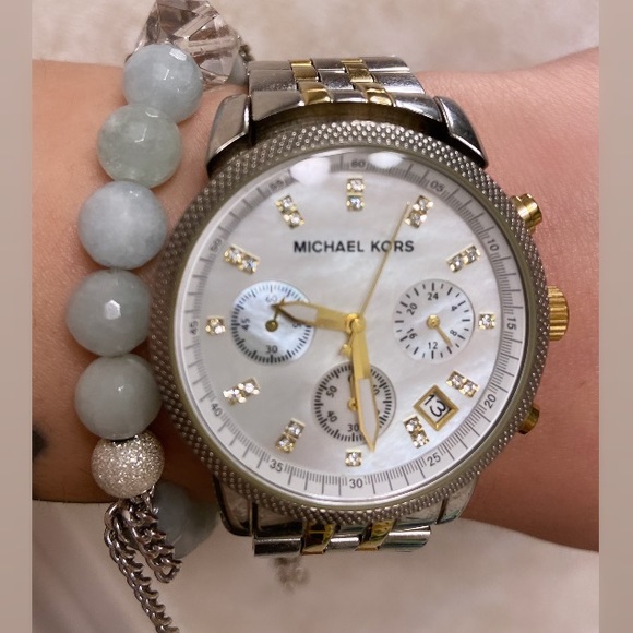 Michael Kors Watch - Picture 3 of 6